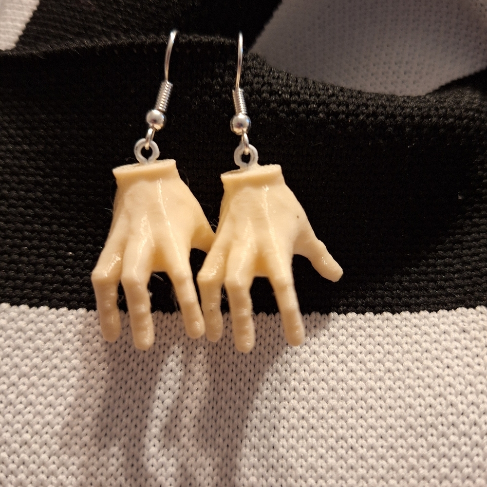 Thing Hand-Shaped Earrings New